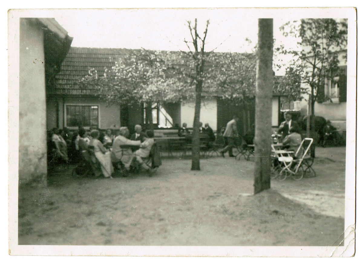 TRADITION & GESCHICHTE